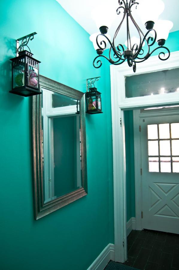 Colour Cube Guest House Toronto Downtown East Dış mekan fotoğraf
